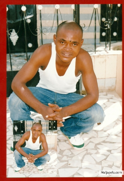  - click for next photo
