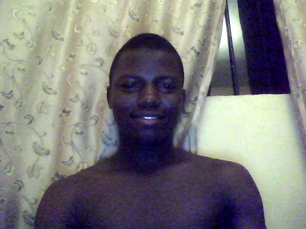 SMILING GUY - click for next photo