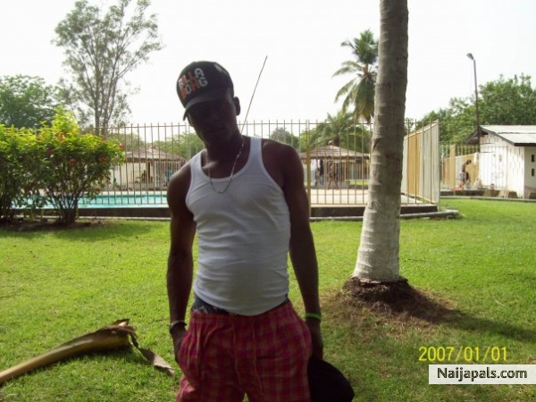 hello naija - click for next photo