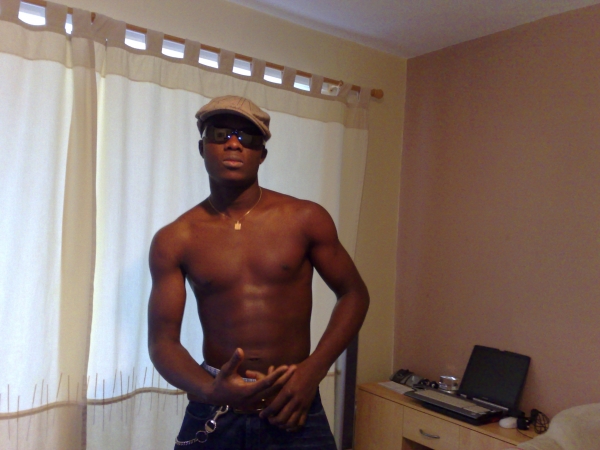  - click for next photo