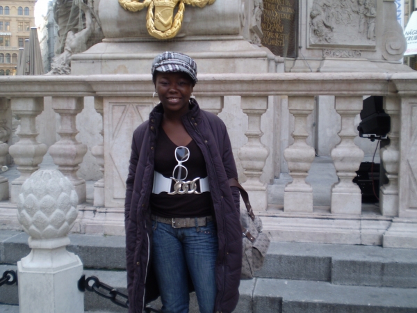  - click for next photo