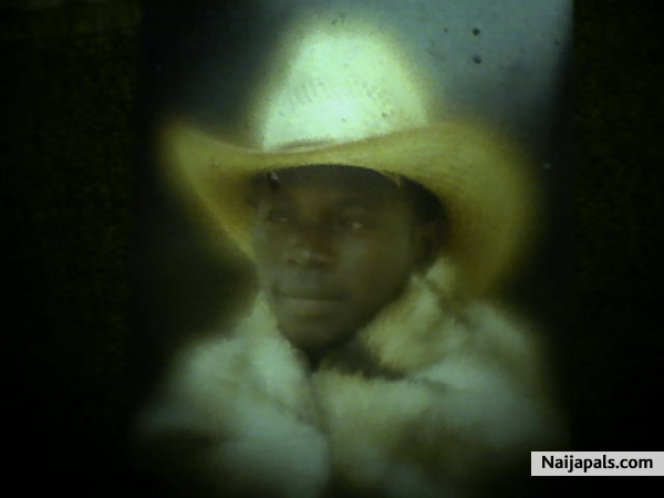  - click for next photo