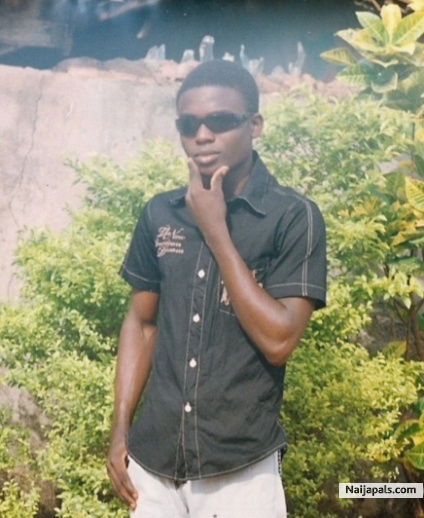 Favour guy - click for next photo