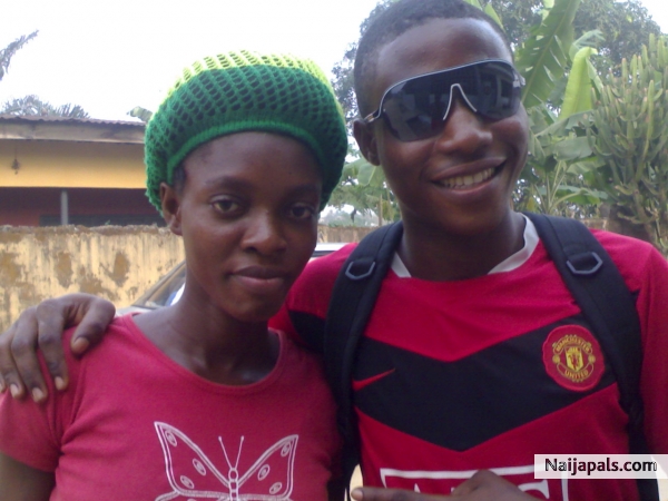 Me and my sis - click for next photo