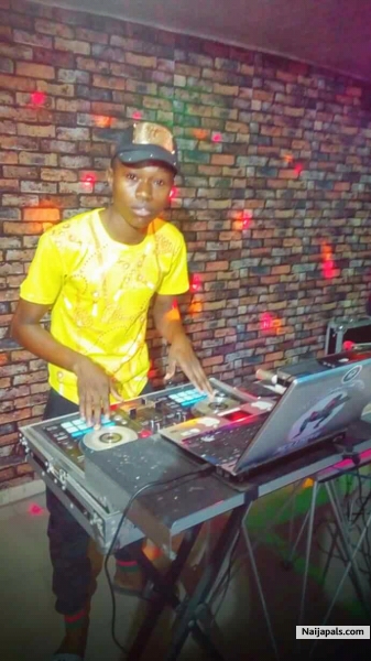 dj Lkdollar - click for next photo