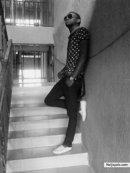 fizzy on point - click for next photo
