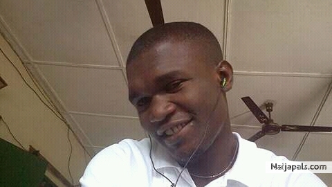 guyz and frndz all round the world this is an opportunity for you guyz or girls to make cool cash just follow the link below and get started http://dollarcell.com/?ref=312172 - click for next photo