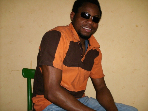  - click for next photo