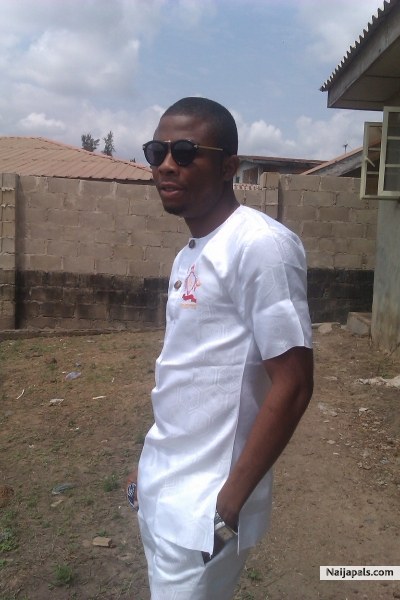 na me - click for next photo