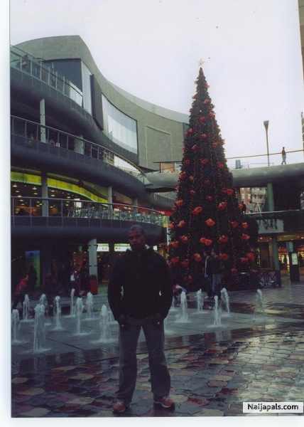  - click for next photo