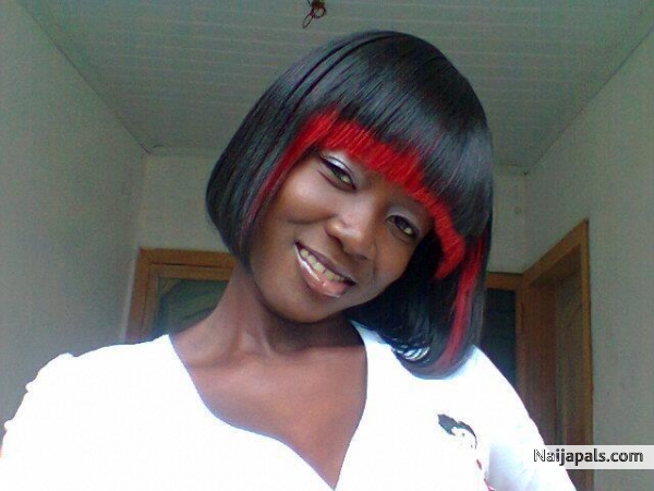 do de preedy gal smile...lol - click for next photo