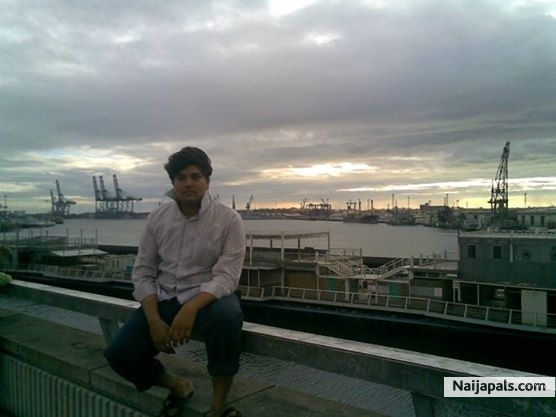  - click for next photo