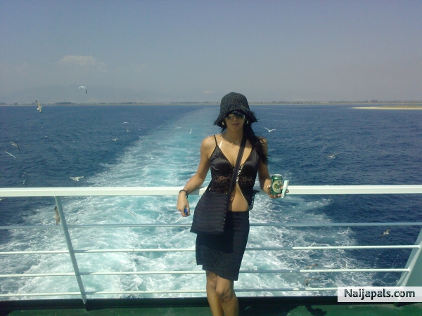  - click for next photo