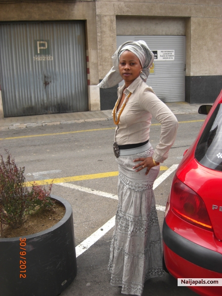  - click for next photo