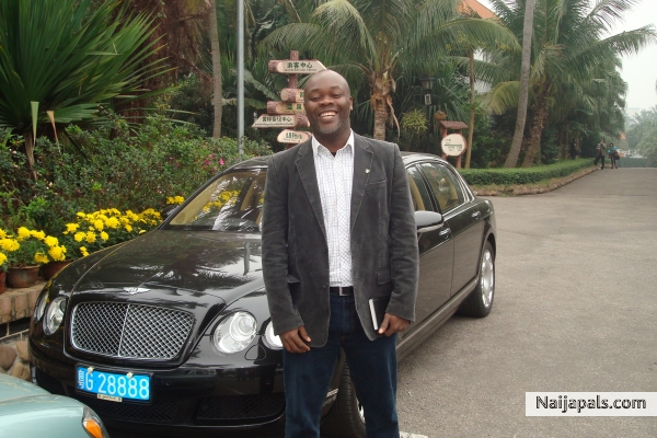 LOOKING GOOD IN CHINA - click for next photo