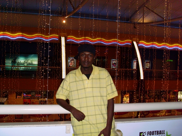  - click for next photo