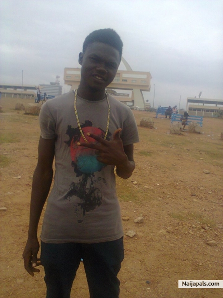  - click for next photo