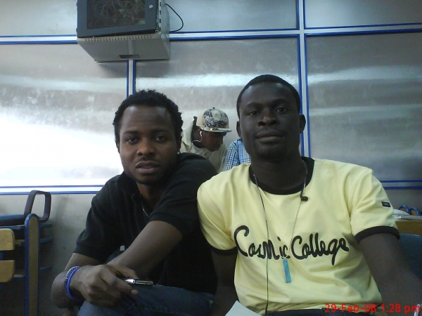Black Dre Chilling with Diddy - click for next photo