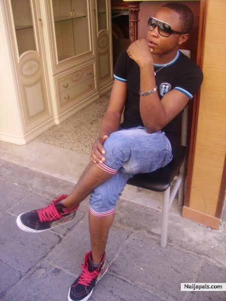  - click for next photo