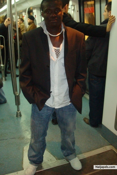  - click for next photo