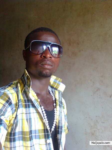 guy man........ - click for next photo