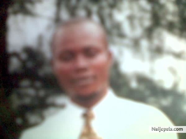  - click for next photo