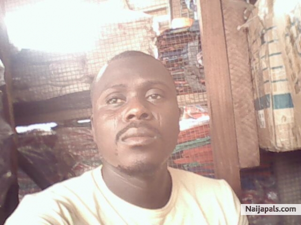 maruf in Abidjan. - click for next photo