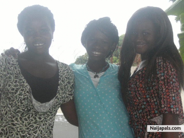 me n ma cousins - click for next photo