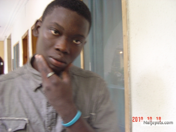  - click for next photo