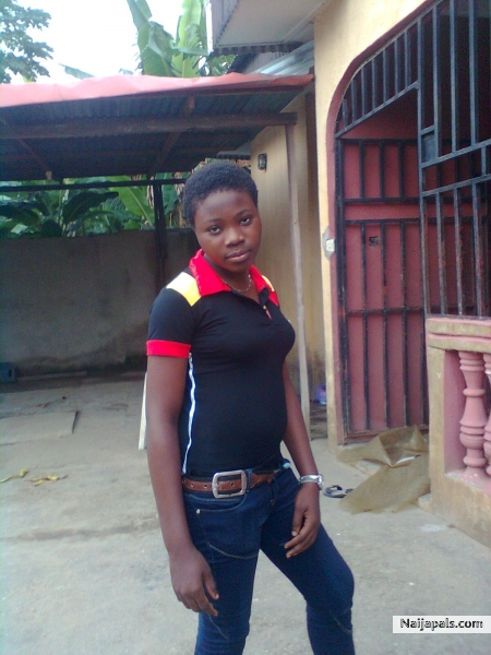 lyndy - click for next photo