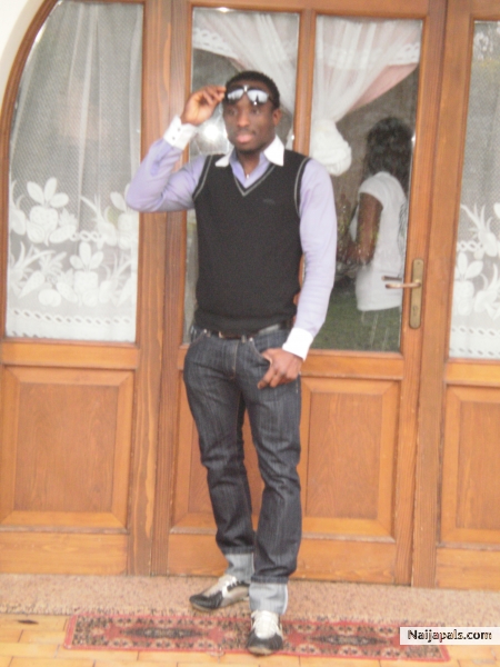  - click for next photo