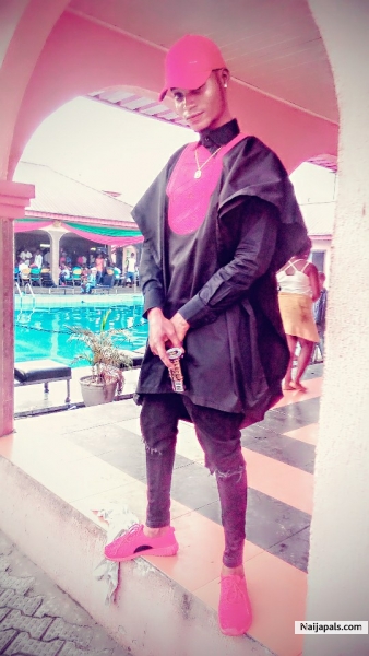  - click for next photo