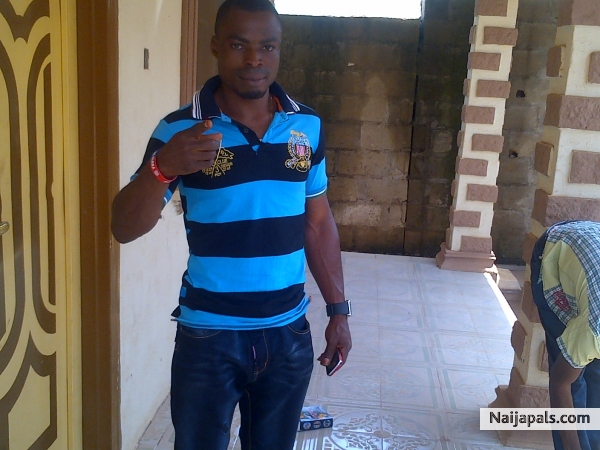  - click for next photo
