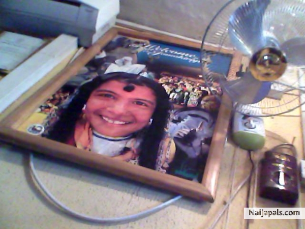  - click for next photo