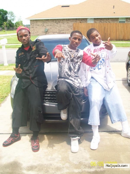 Me n Mi Hommies - click for next photo