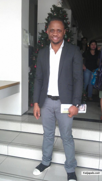  - click for next photo