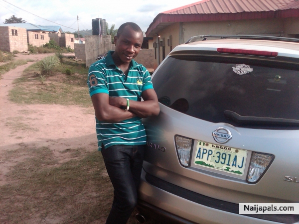  - click for next photo