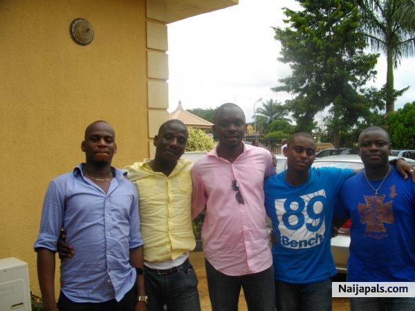 me nd d boys - click for next photo