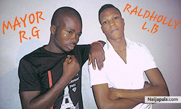 raldholly - click for next photo