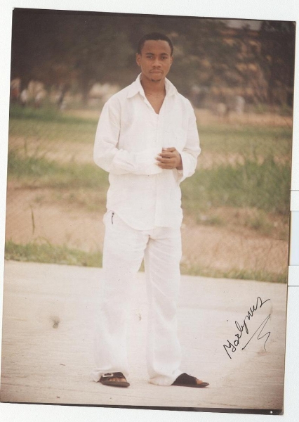  - click for next photo