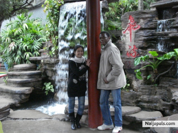 peter and a friend in a chinese outing - click for next photo