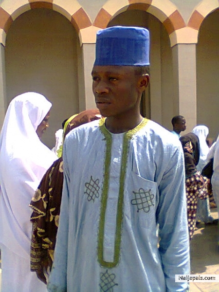  - click for next photo