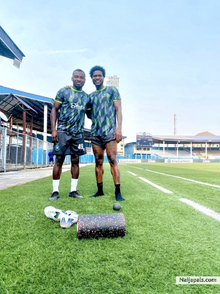 Okere Daniel with Brown Ideye at Enyimba - click for next photo