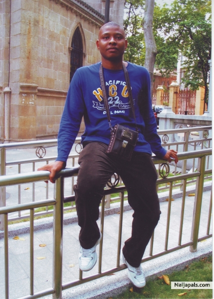  - click for next photo