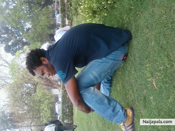  - click for next photo