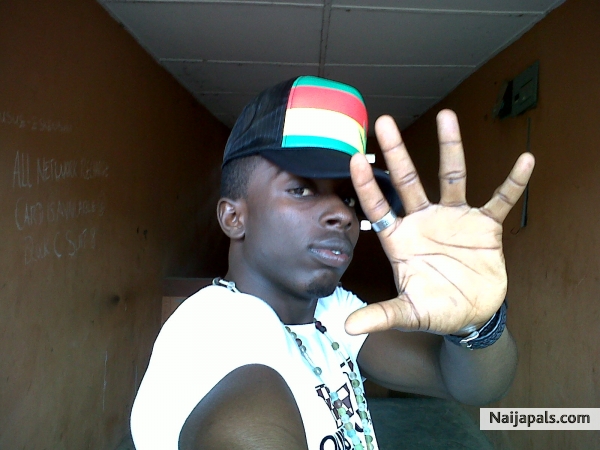  - click for next photo