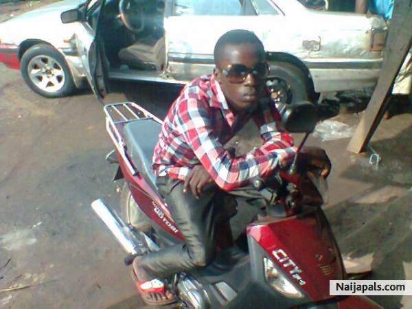  - click for next photo
