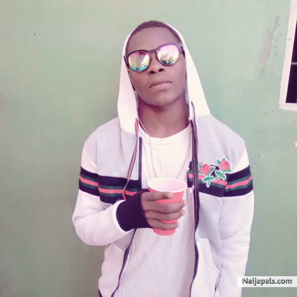 twizzy joosin level next track - click for next photo