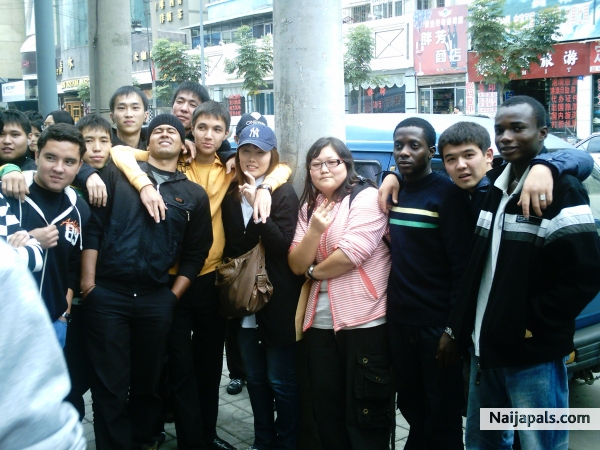 Joey with friends - click for next photo