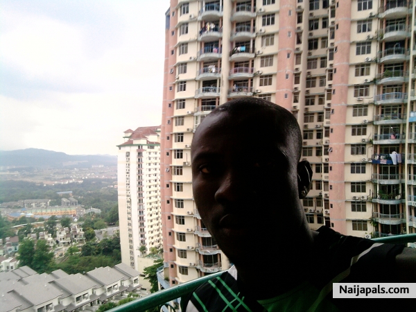 me in the house - click for next photo
